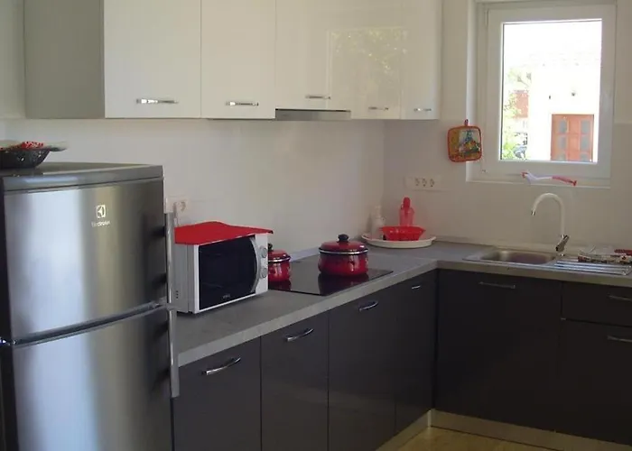 아파트 By The Sea Turanj, Biograd - 24791